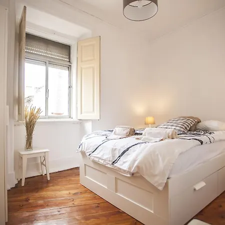 Lovelystay Principe Real Charming Flat *