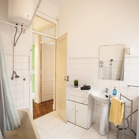 Lovelystay Principe Real Charming Flat Lisboa